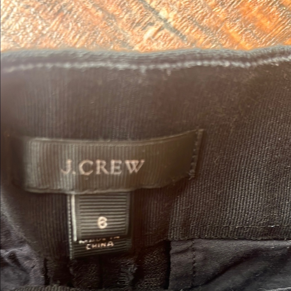 J. Crew Black High Waist Shorts with Tailored Pleats - size 6 - Picture 3 of 12